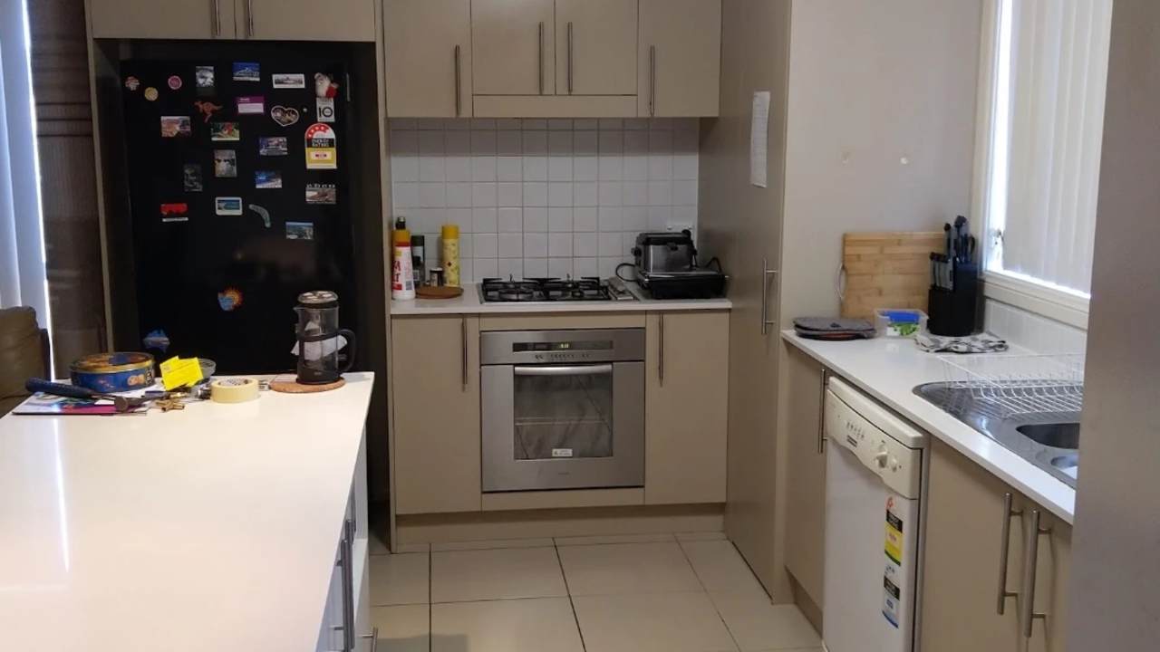 Furnished room in a share house