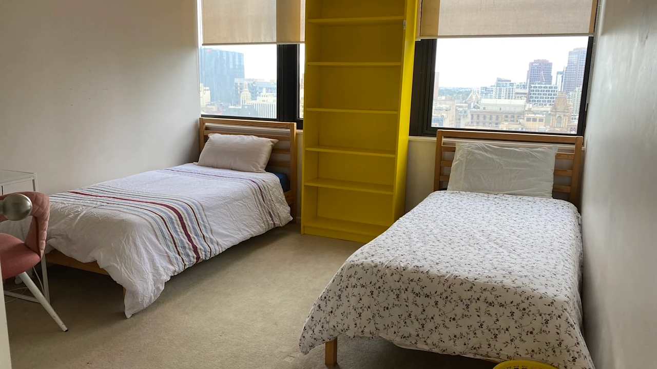 Furnished room in a flatshare