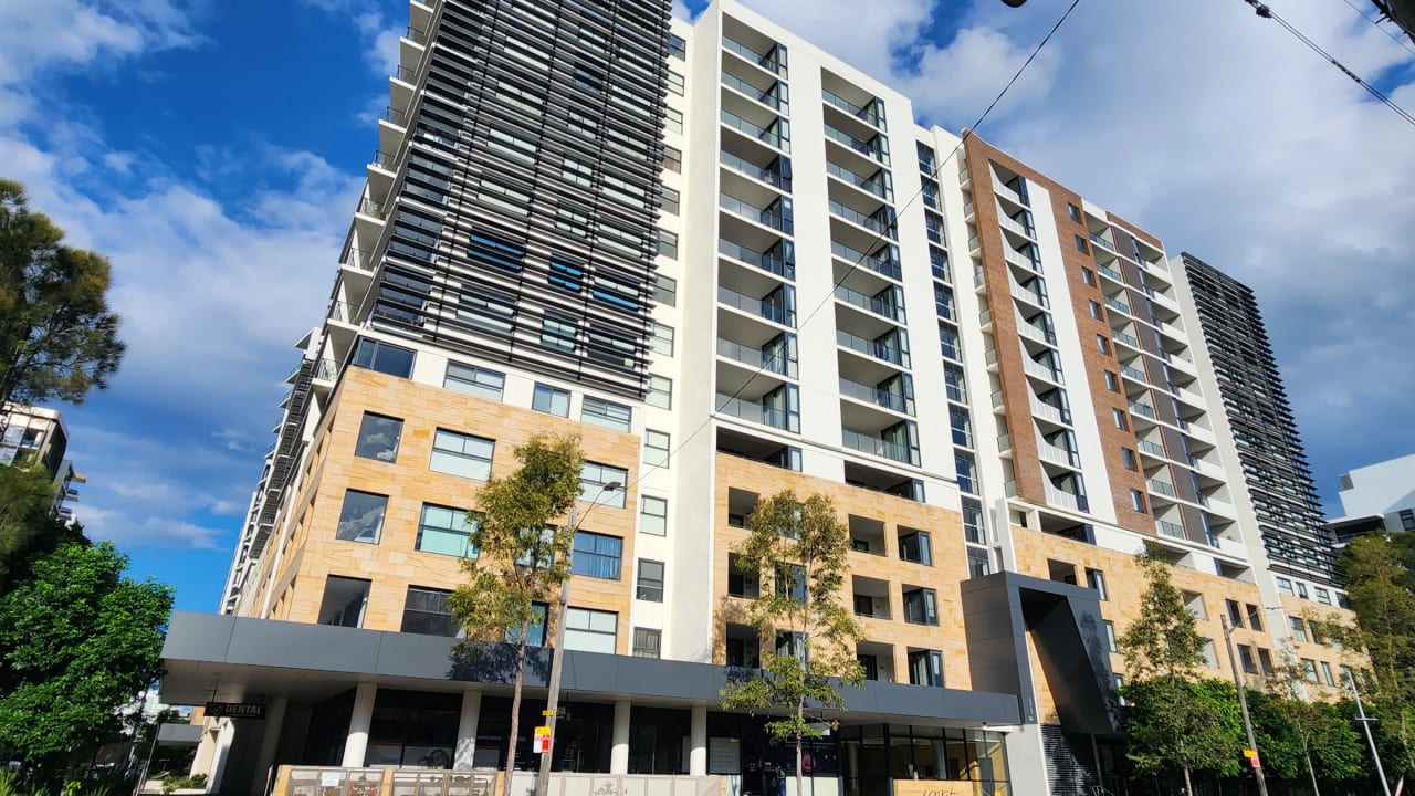 Whole property with 2 rooms for rent