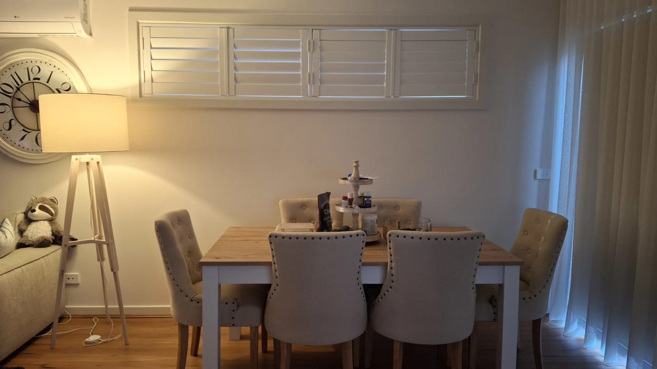 Unfurnished room in a flatshare