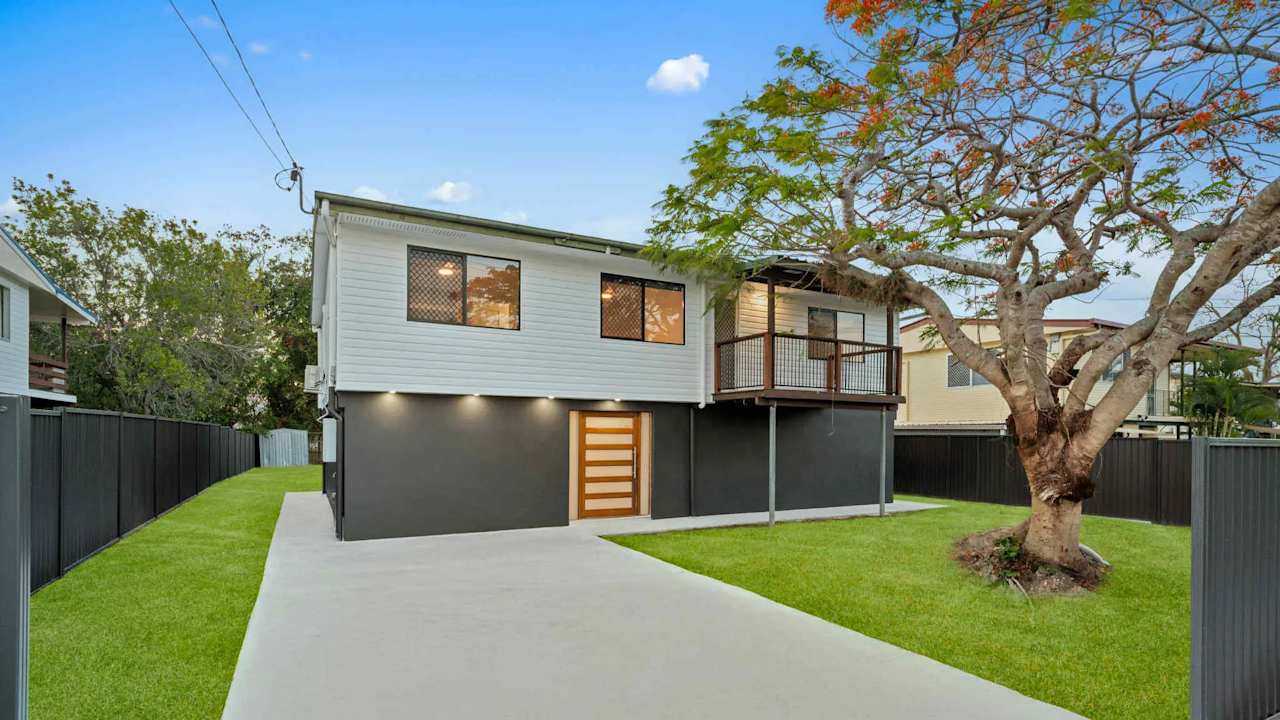 Unfurnished room in a share house