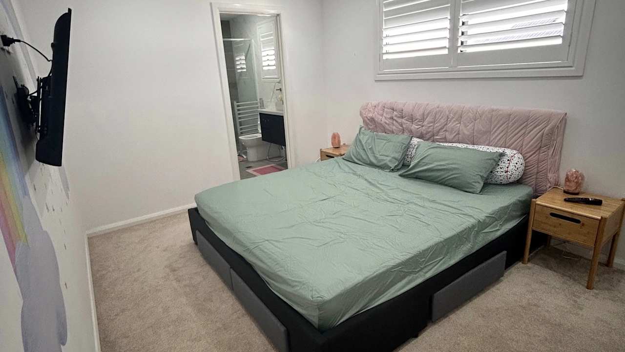 Furnished room with ensuite in a share house