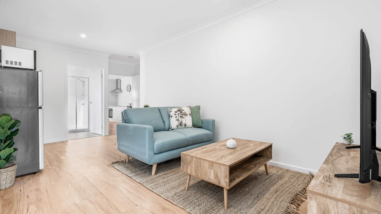 Furnished room studio flat for rent