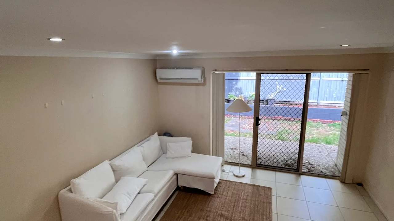 Furnished room with ensuite in a share house