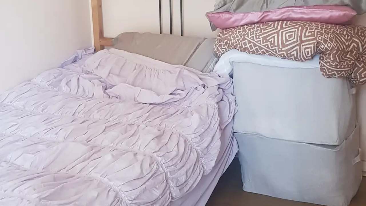 Furnished room with ensuite in a flatshare