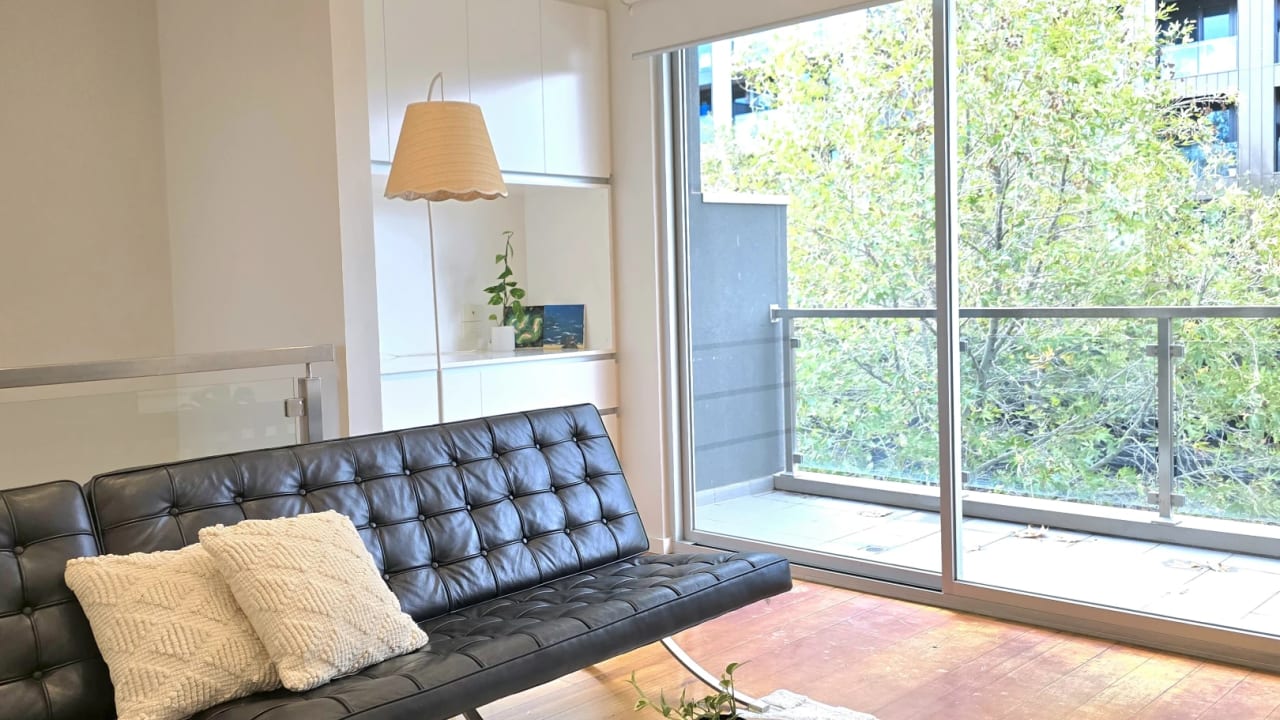 Room in a share house