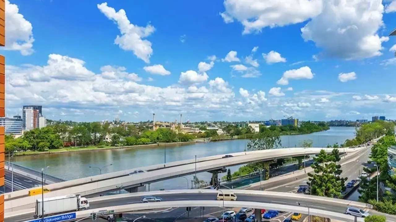 Unfurnished room in a flatshare