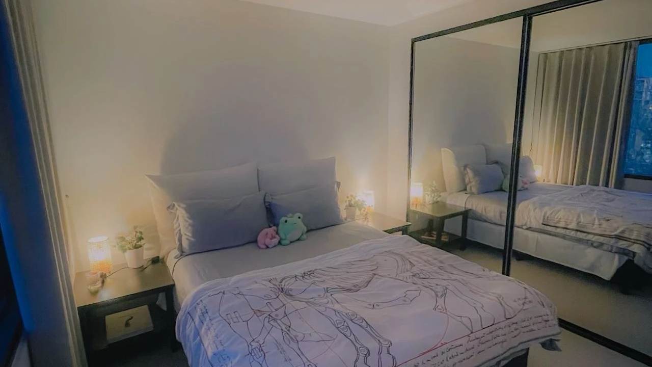 Furnished room with own bathroom