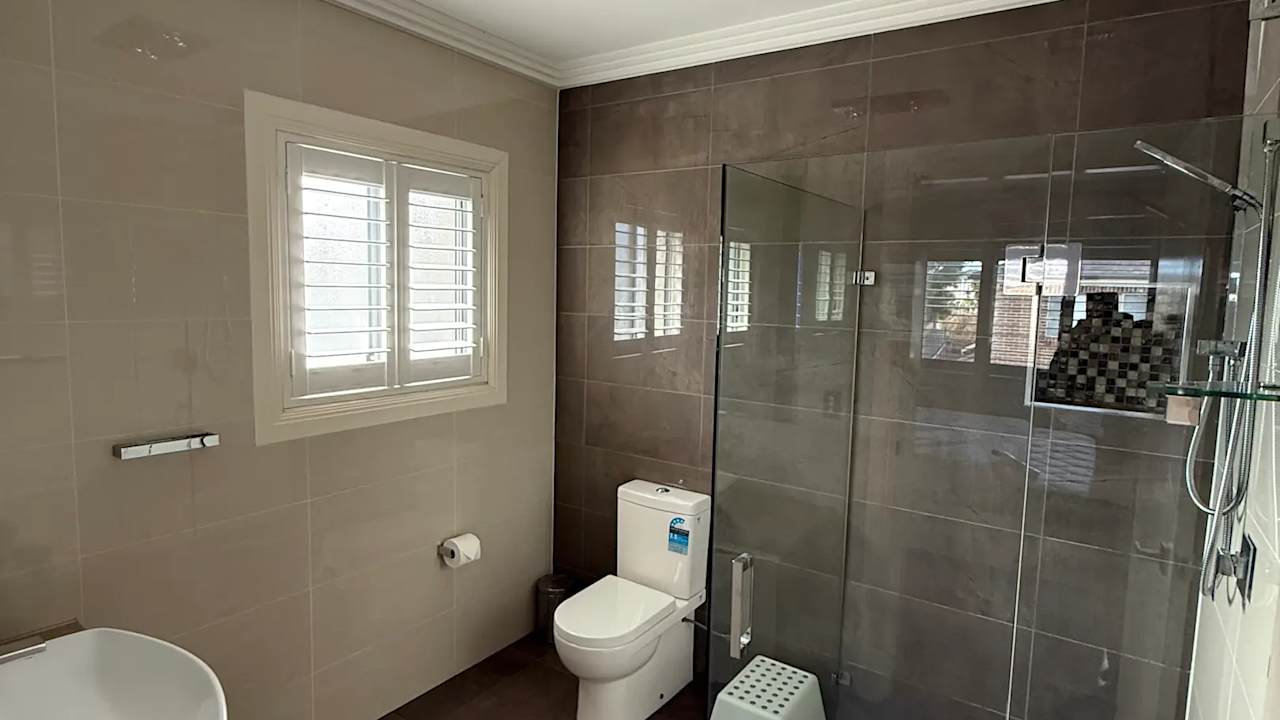 Furnished room with ensuite in a share house