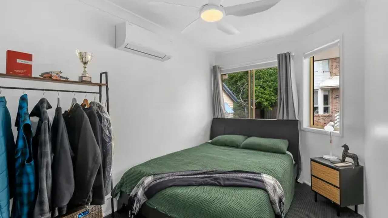 Unfurnished room in a share house