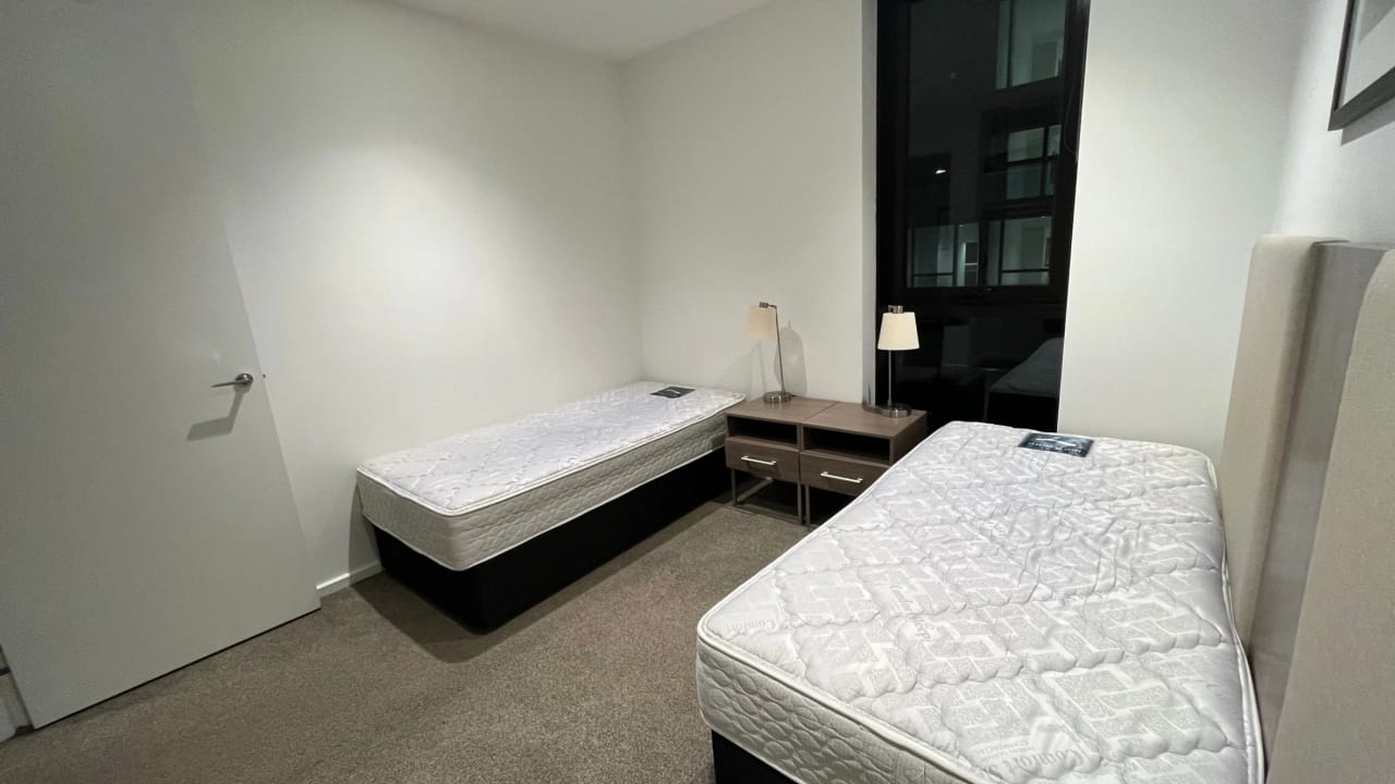 Furnished room with own bathroom