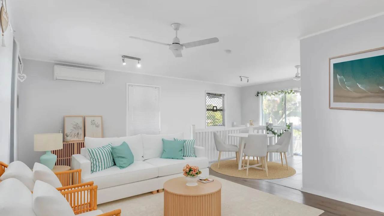 Furnished room in a share house