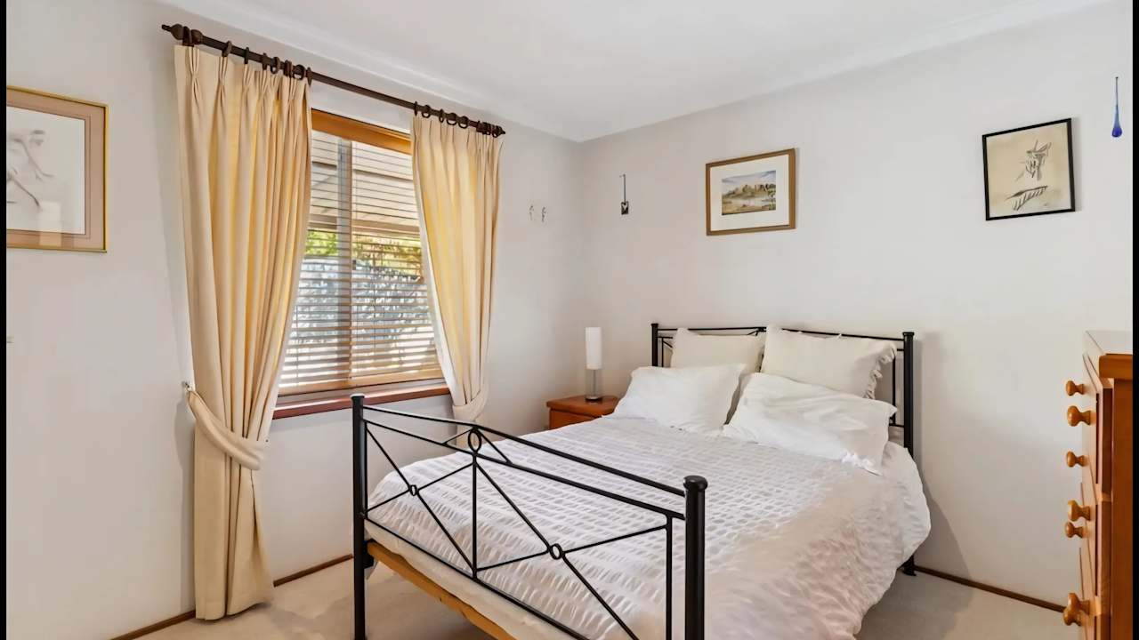 Room in a share house