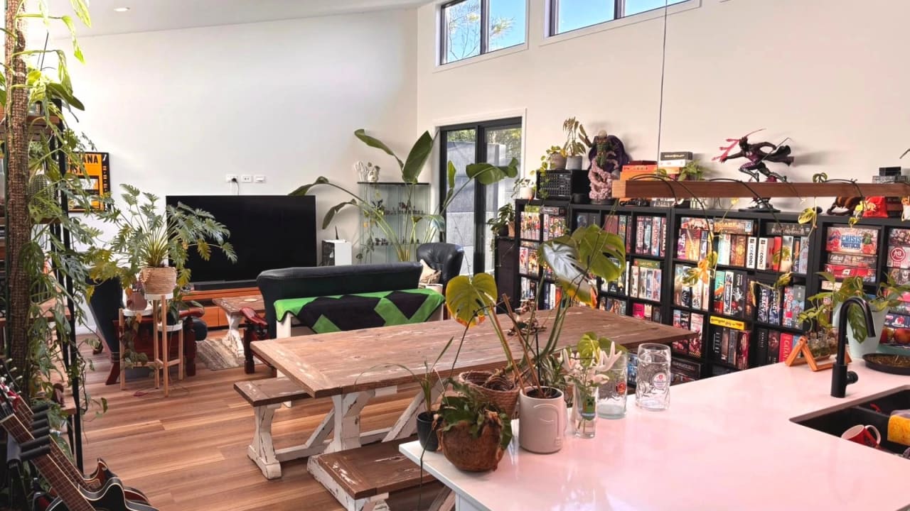 Room in a share house
