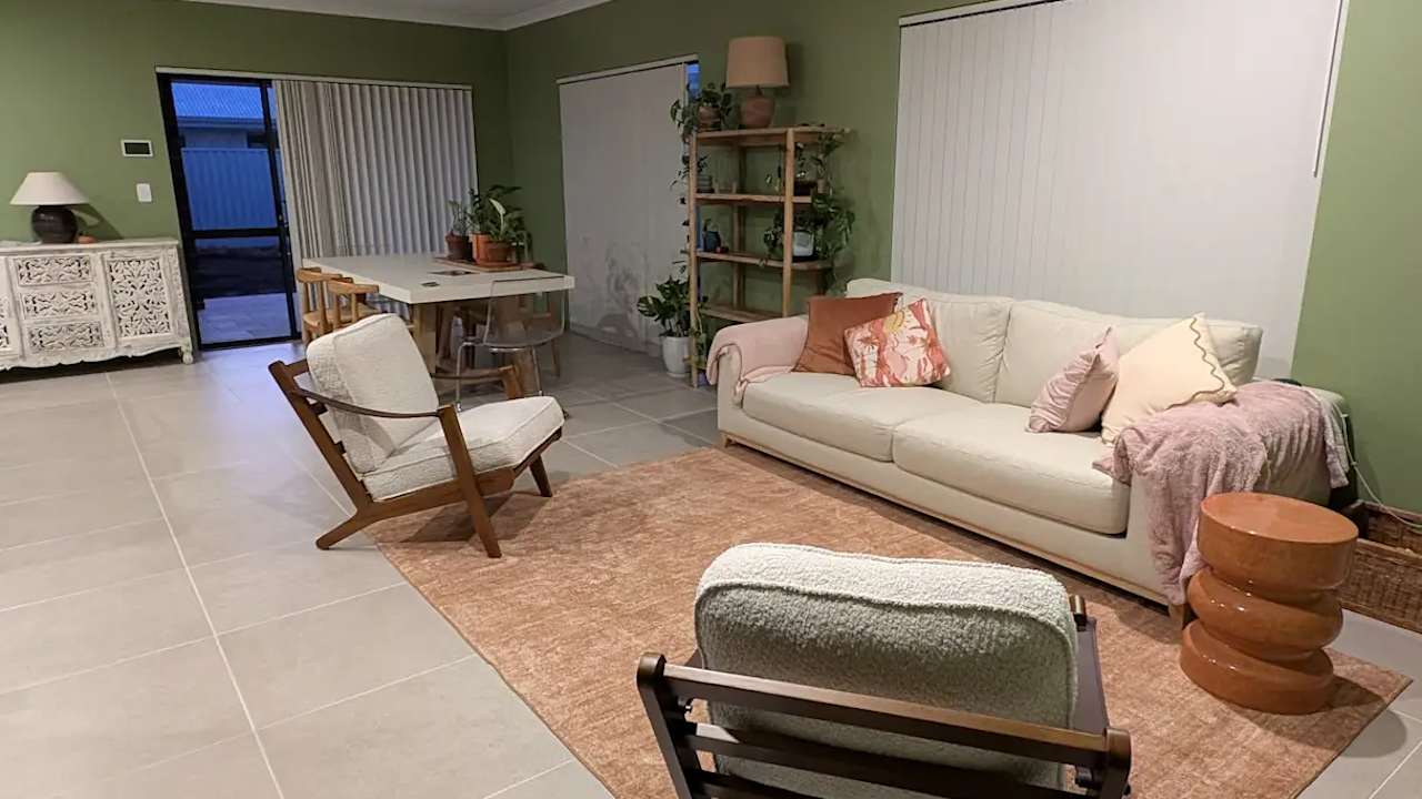 Room in a share house
