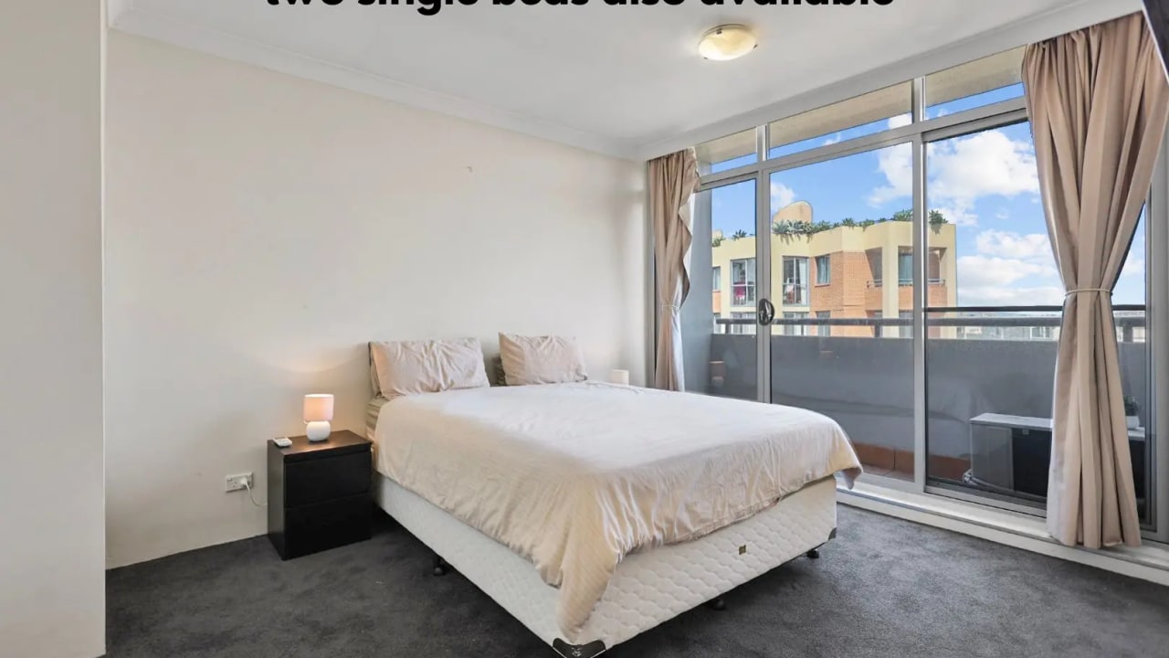 Furnished room with ensuite in a flatshare