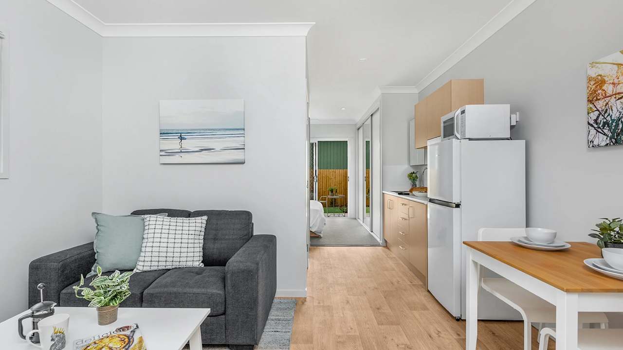 Furnished room studio flat for rent