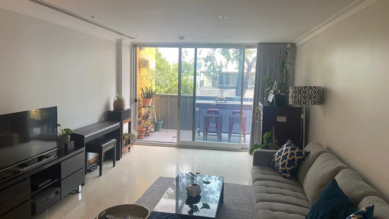 Furnished room in a share house