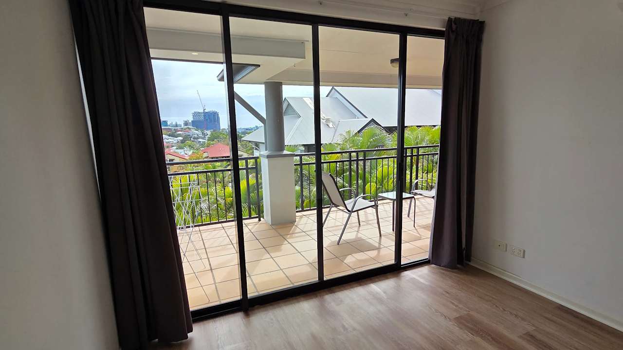 Unfurnished room in a share house
