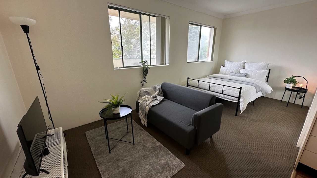 Furnished room studio flat for rent