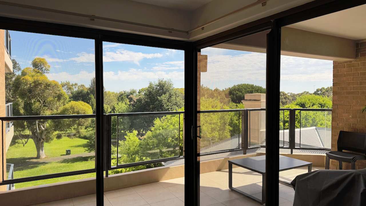 Furnished room with own bathroom