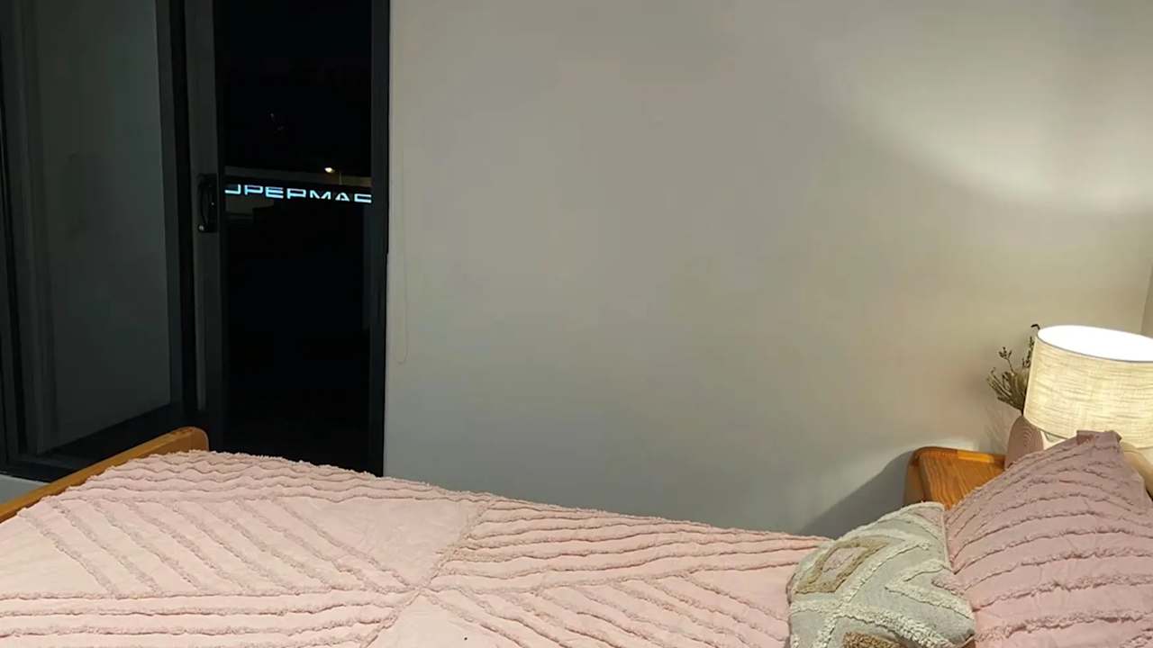 Furnished room with own bathroom