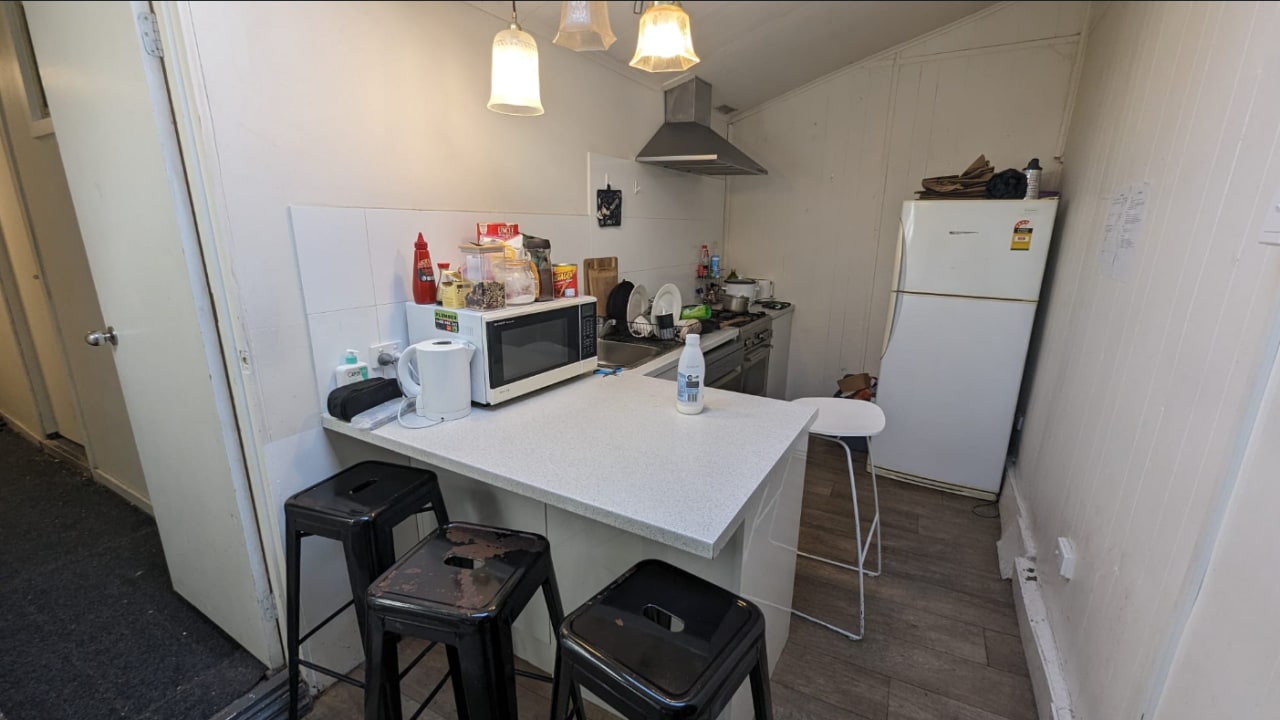 Furnished room in a share house