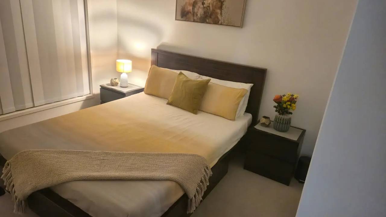 Furnished room with own bathroom