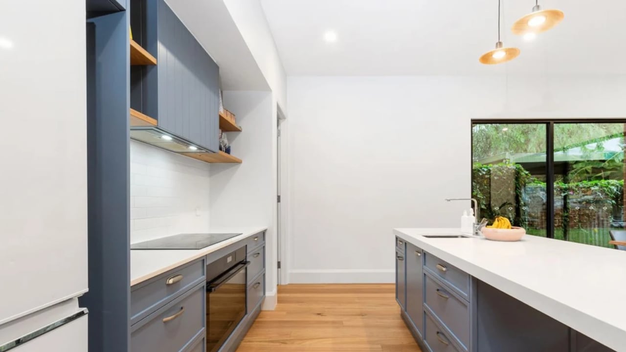 Whole property with 4 rooms for rent