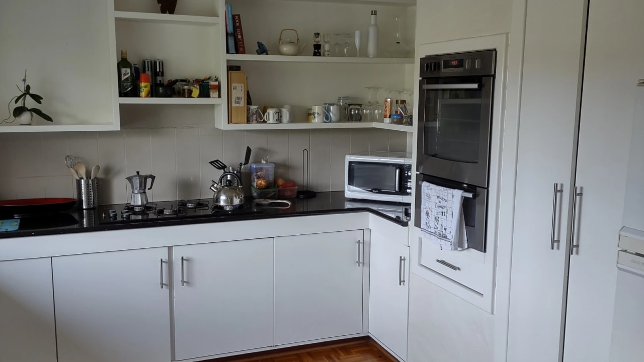Room in a share house