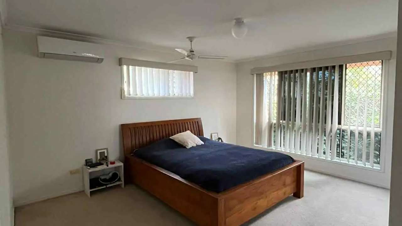 Room with ensuite in a share house