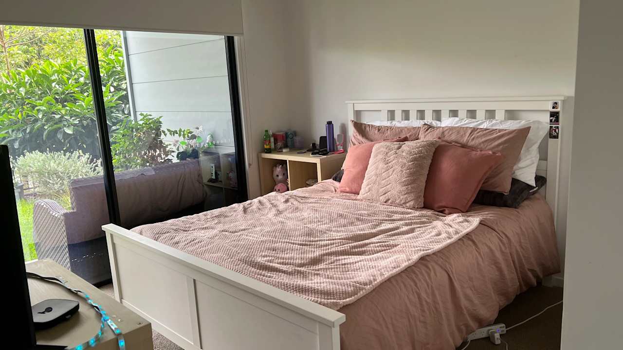 Unfurnished room with own bathroom