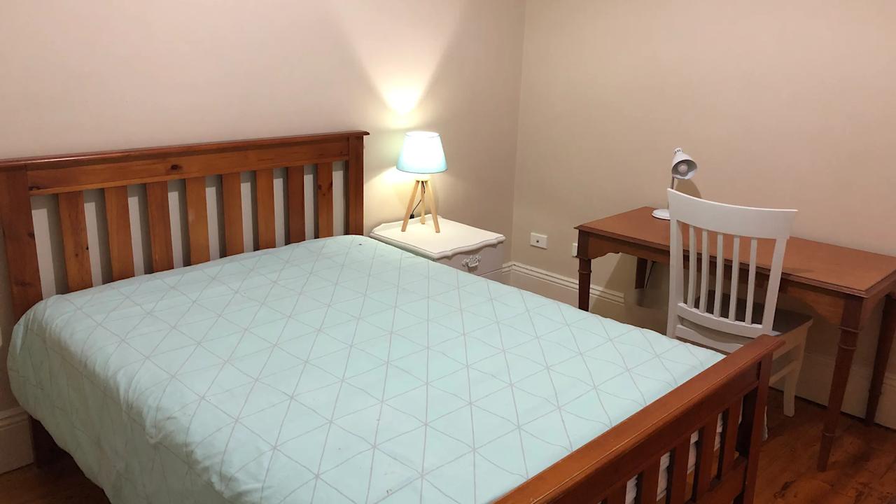 Furnished room in a share house