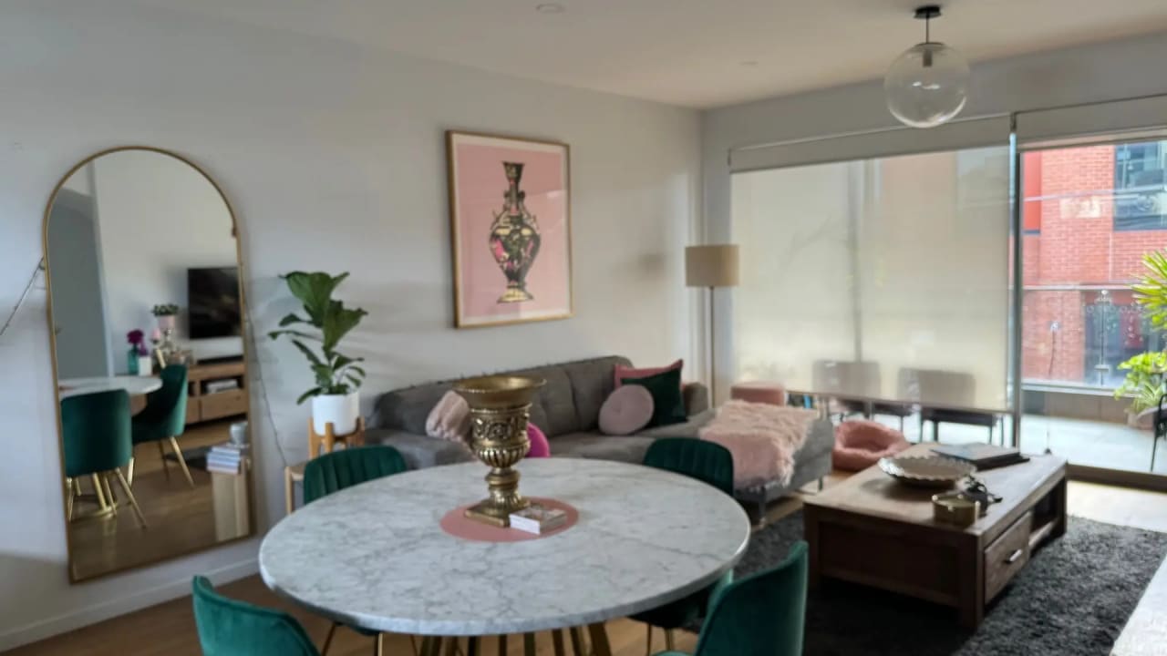 Furnished room in a share house