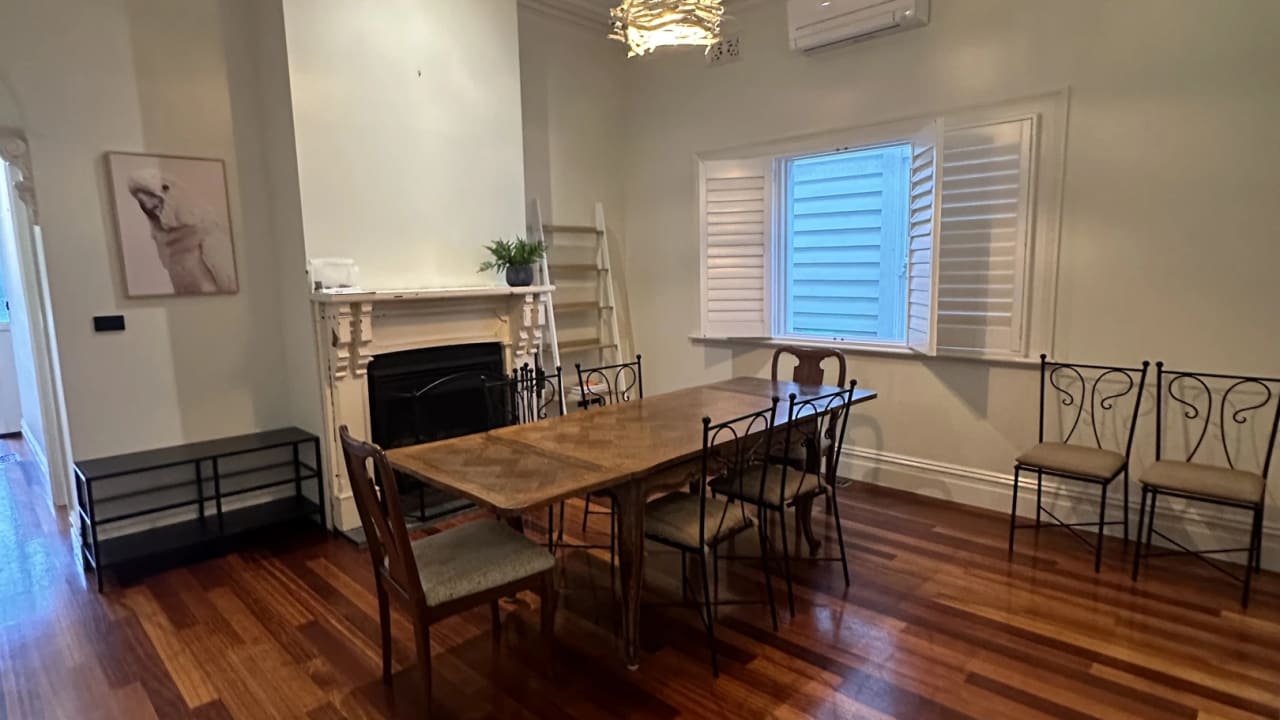 Furnished room in a share house