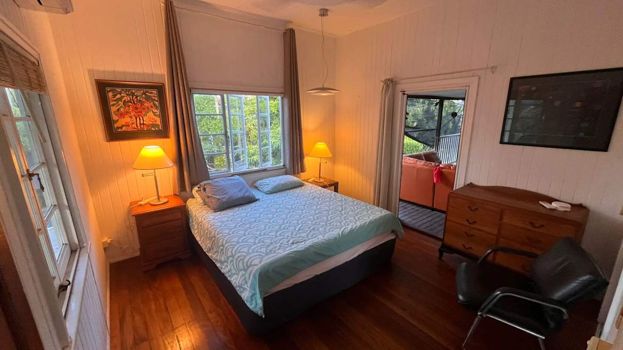 Furnished room in a share house