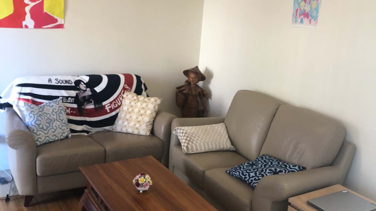Furnished room in a share house