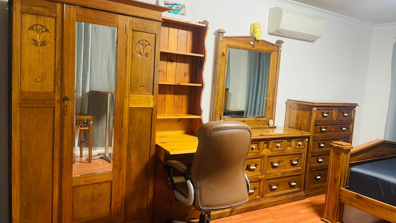 Furnished room in a share house