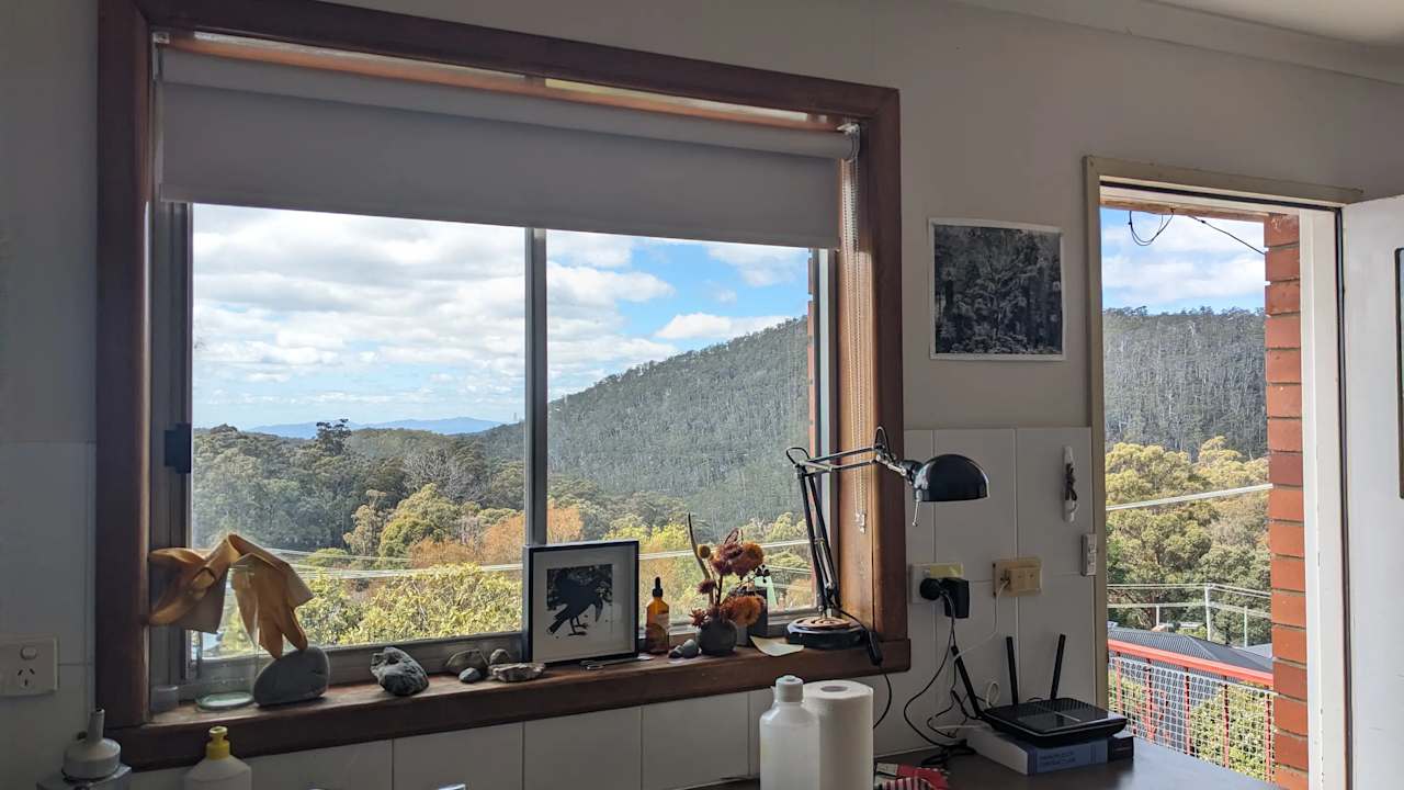 Unfurnished room with ensuite in a flatshare