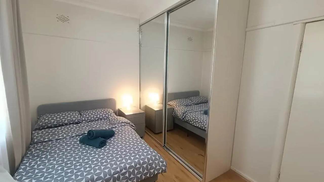Whole property with 4 rooms for rent