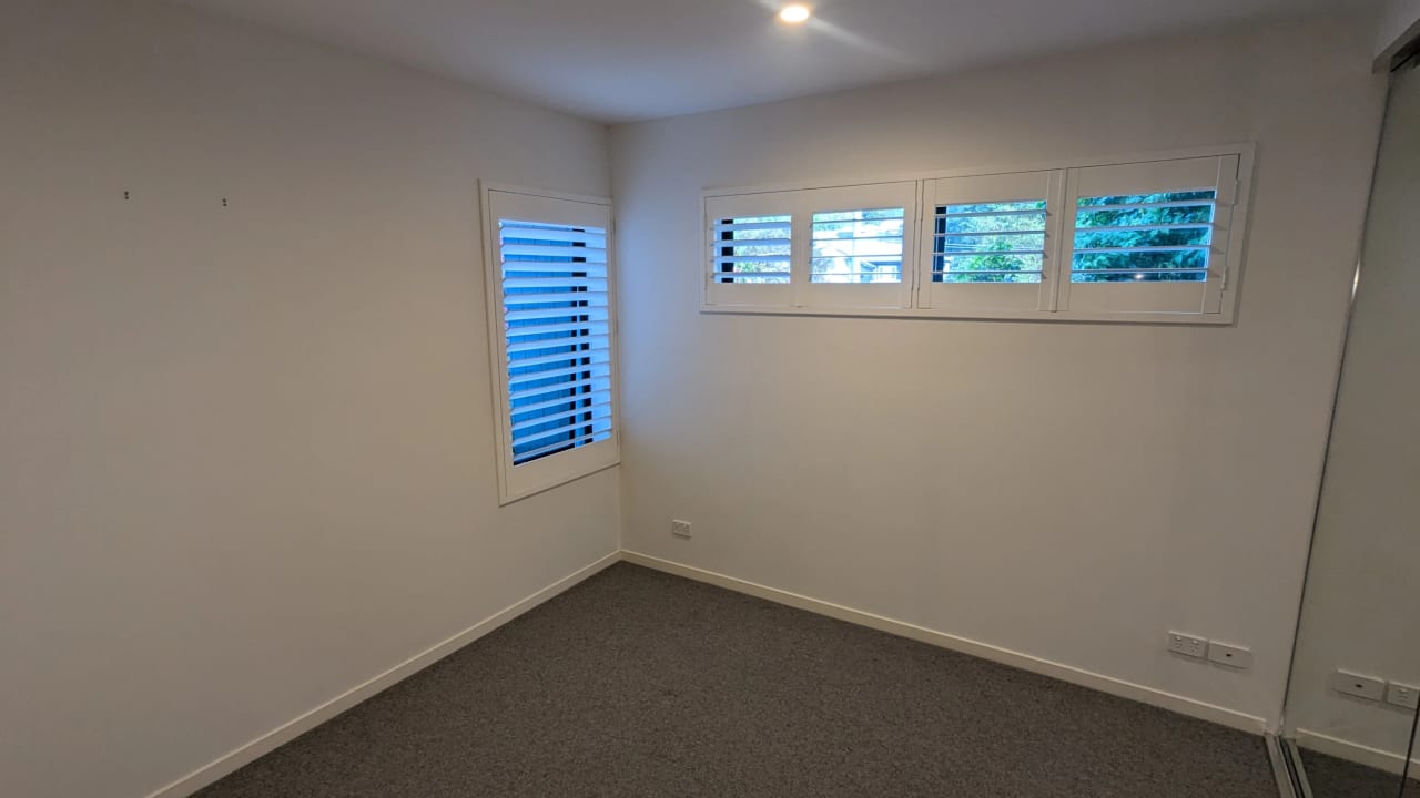Unfurnished room with own bathroom