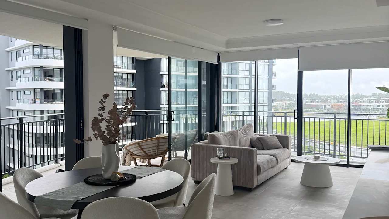 Unfurnished room with own bathroom