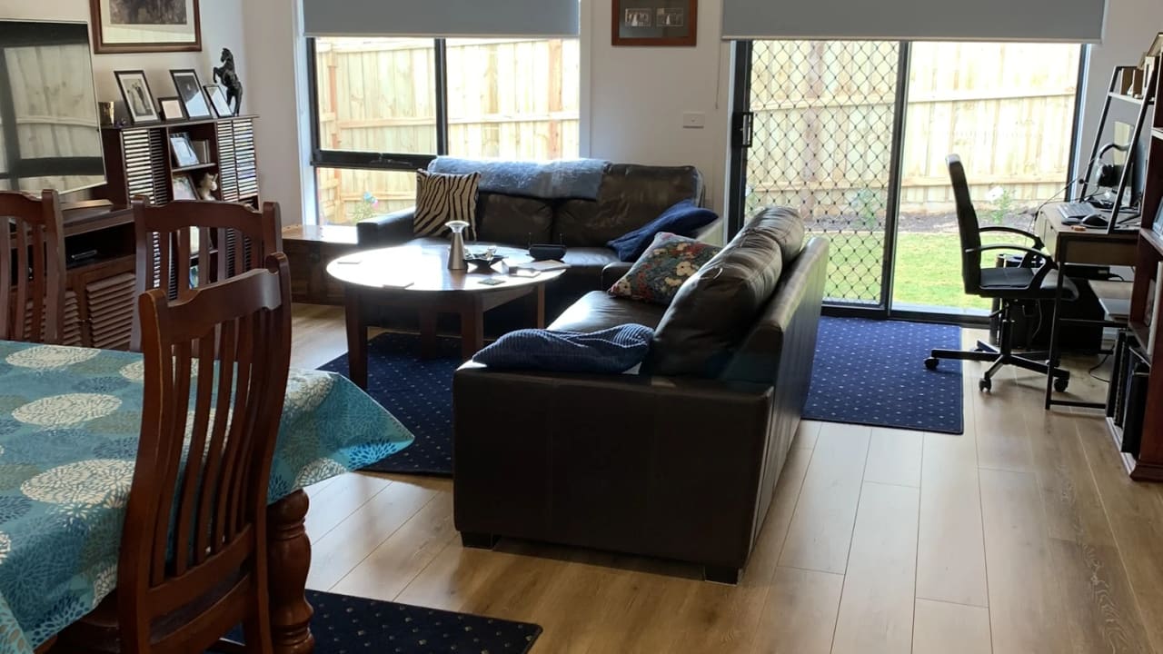 Room in a share house