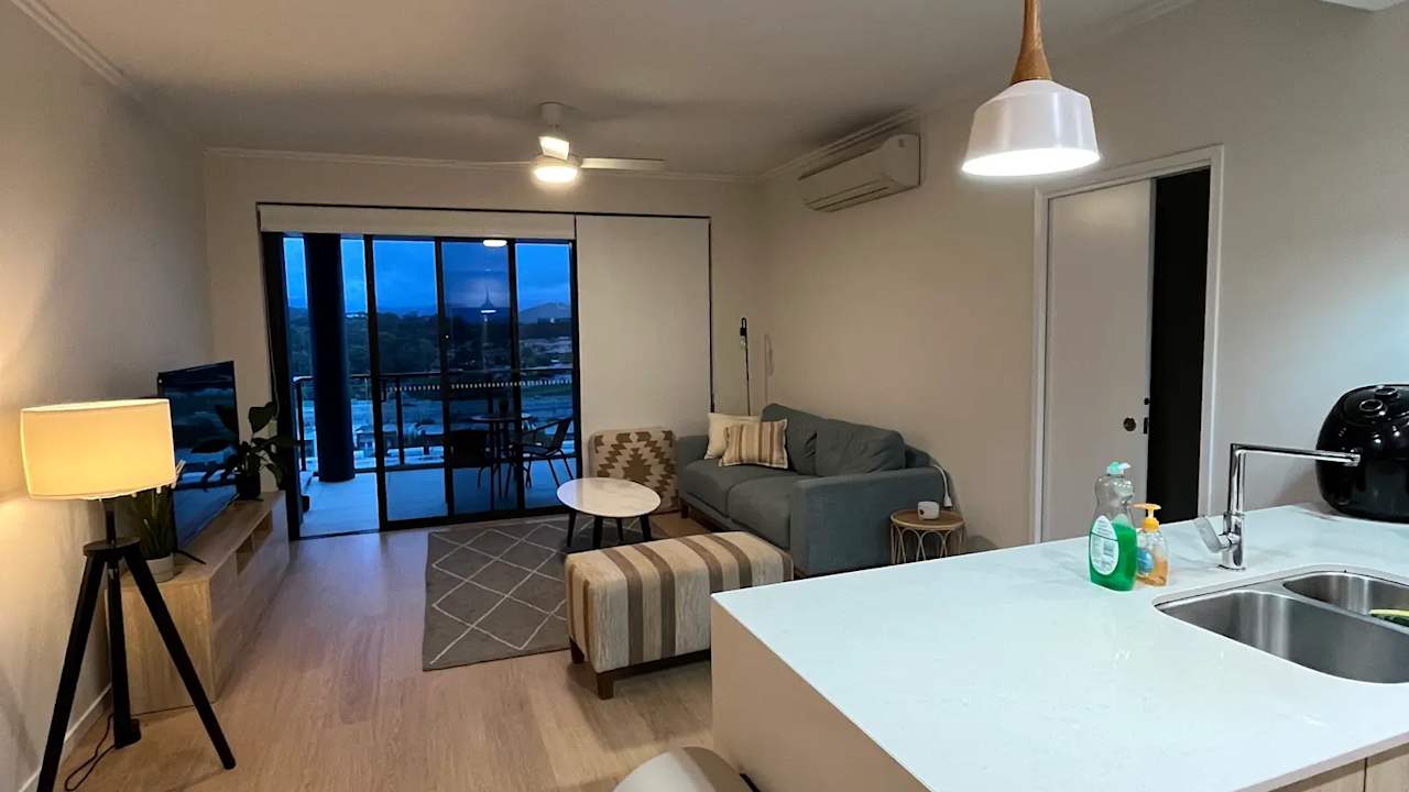 Furnished room with ensuite in a flatshare