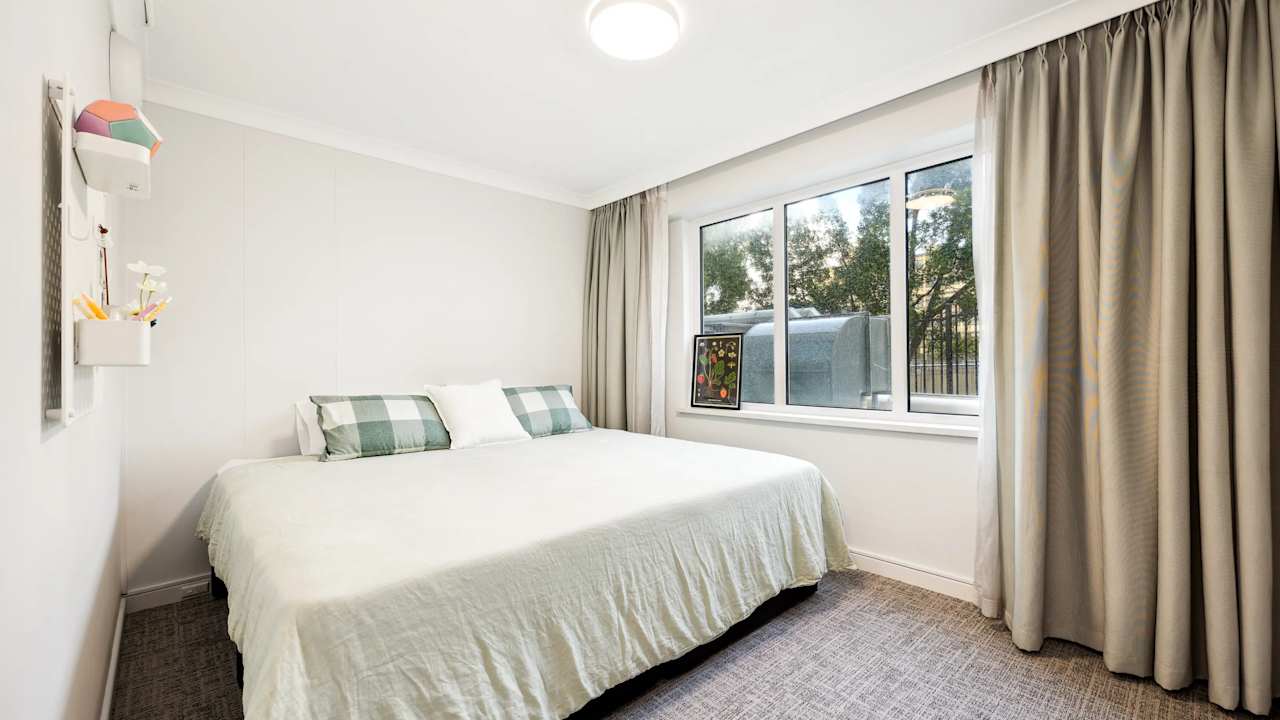 Furnished room studio flat for rent