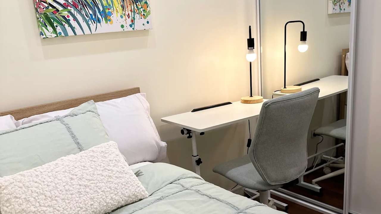 Furnished room in a share house