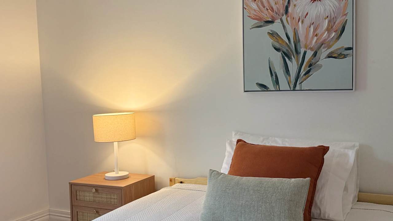 Furnished room with own bathroom