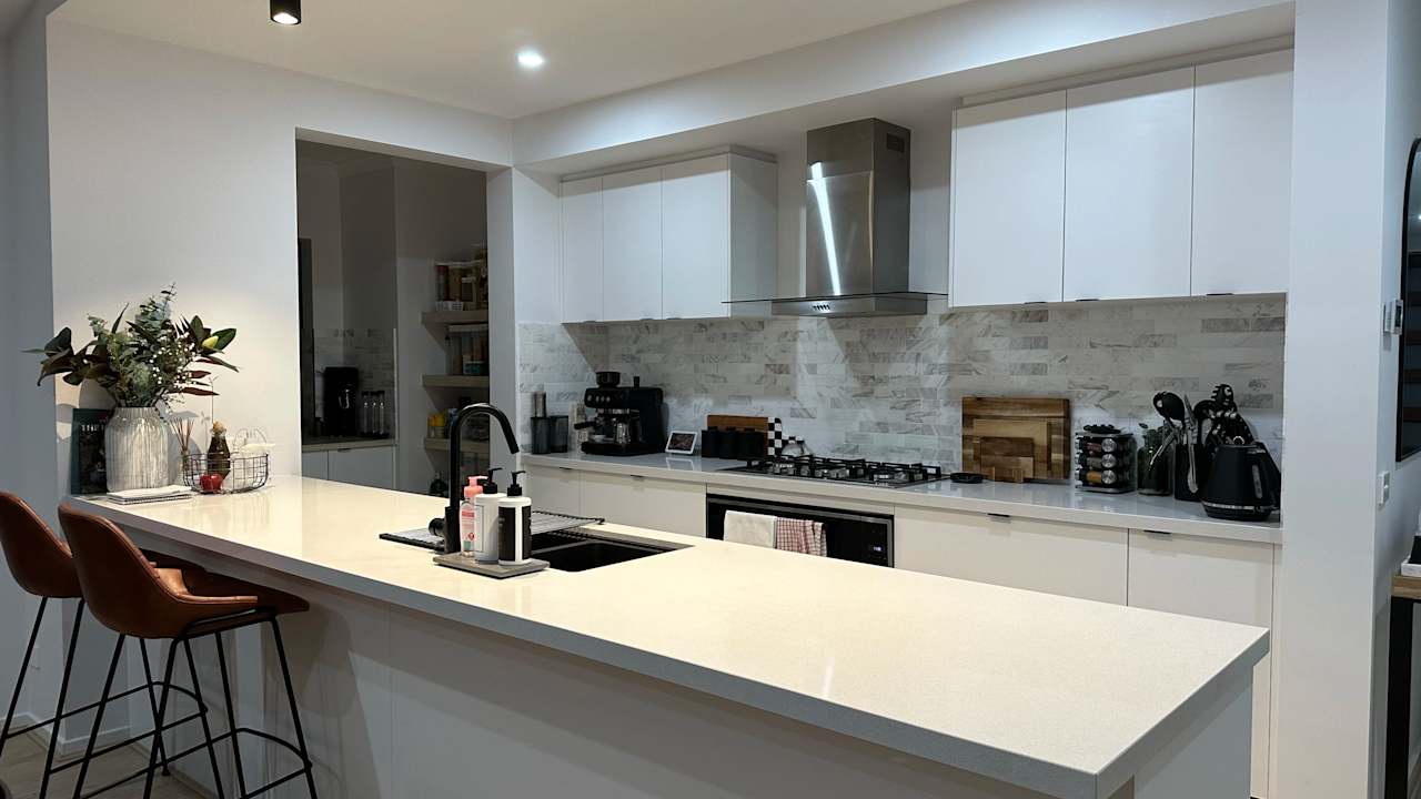 Room in a share house