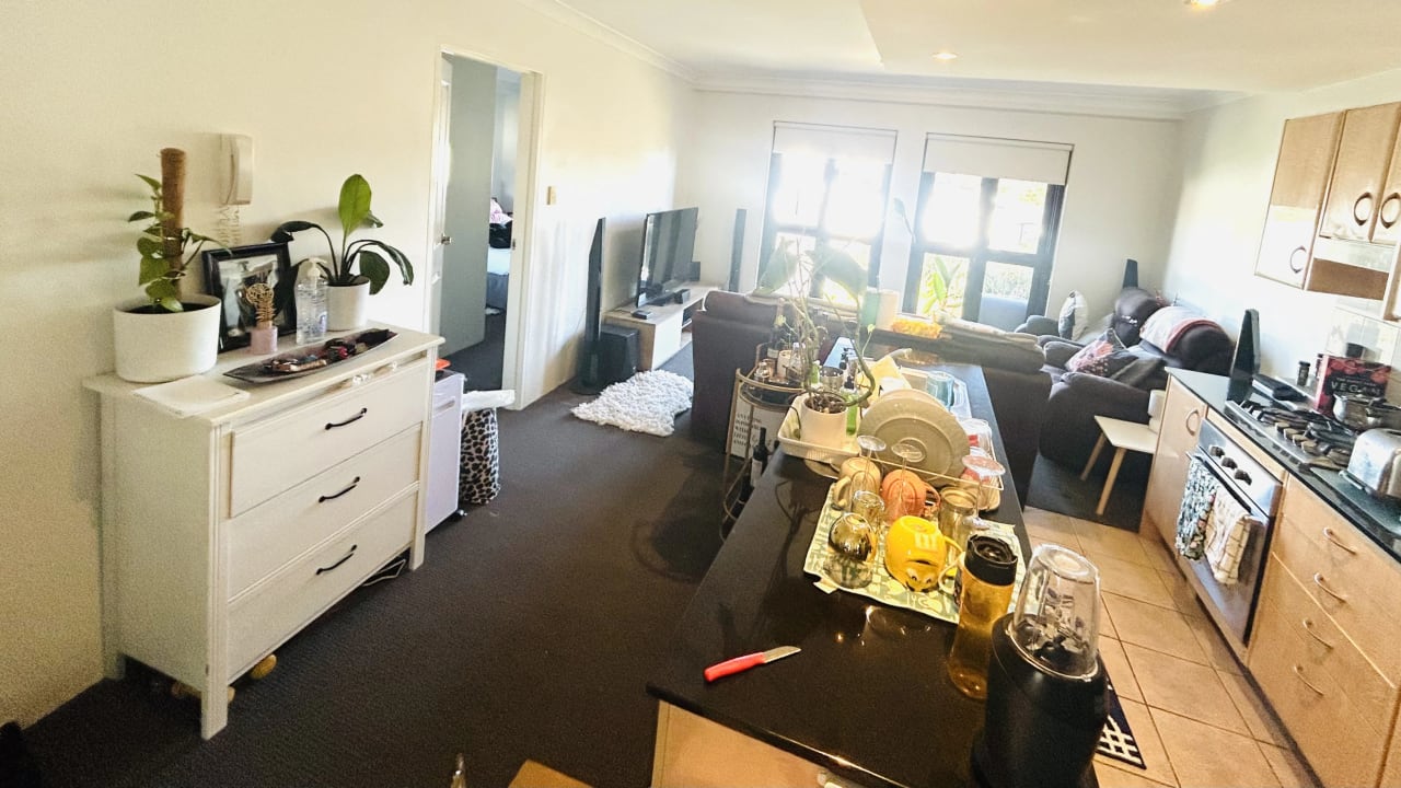 Furnished room with own bathroom