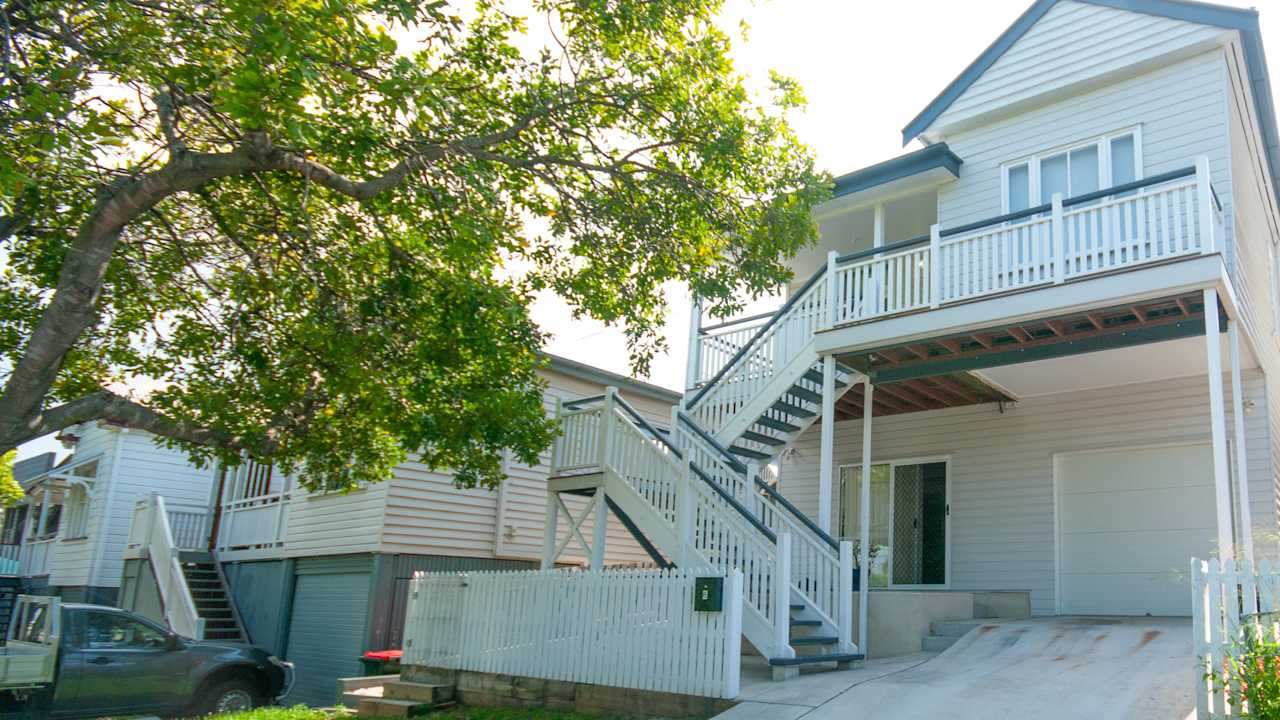 Furnished room with ensuite in a share house